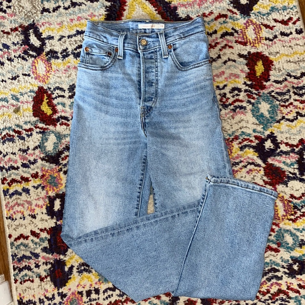 Levi’s ribcage straight jean
